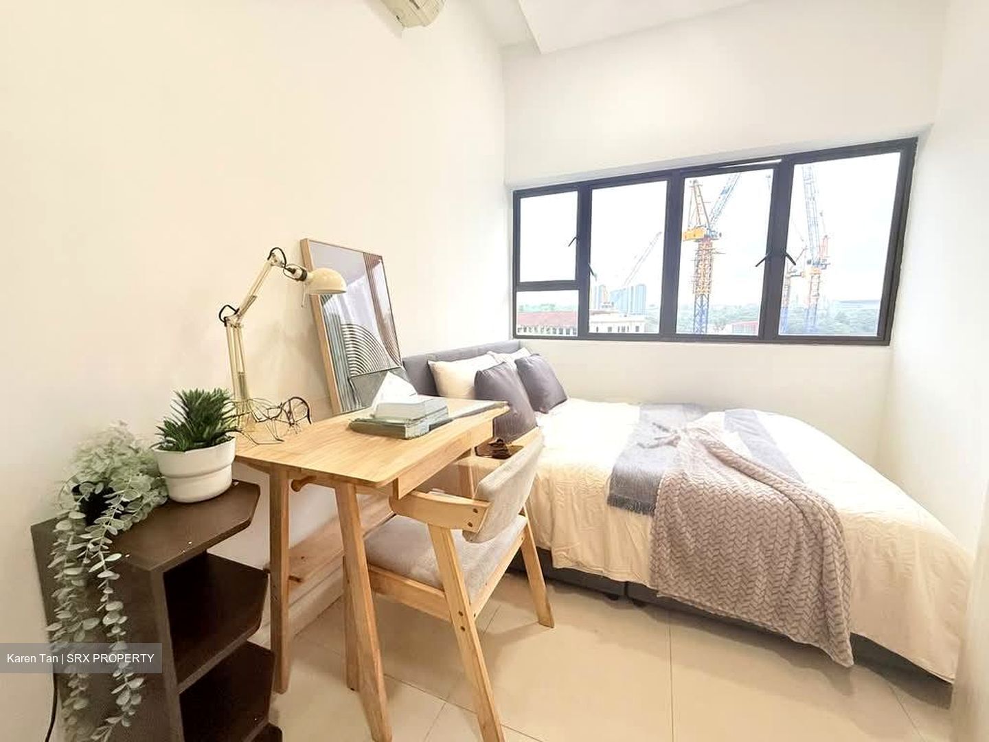 Queensway Tower / Queensway Shopping Centre (D3), Apartment #595096011
